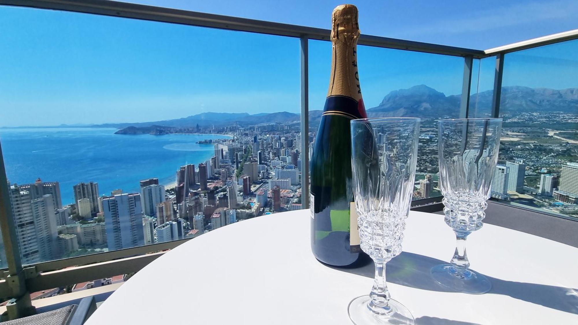 Skyscraper Apartment With Panoramic Views - Floor 38 Benidorm Eksteriør billede